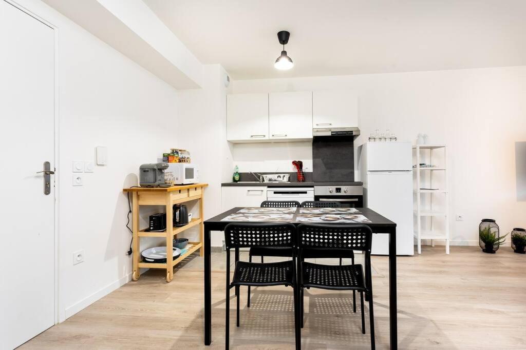 Bright Flat Near Disneyland With Private Parking *